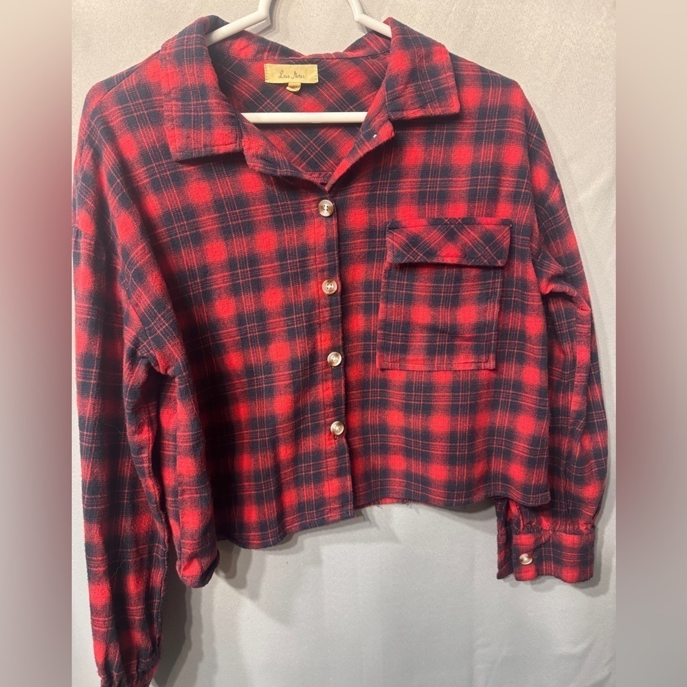 Love Notes cropped plaid flannel size large